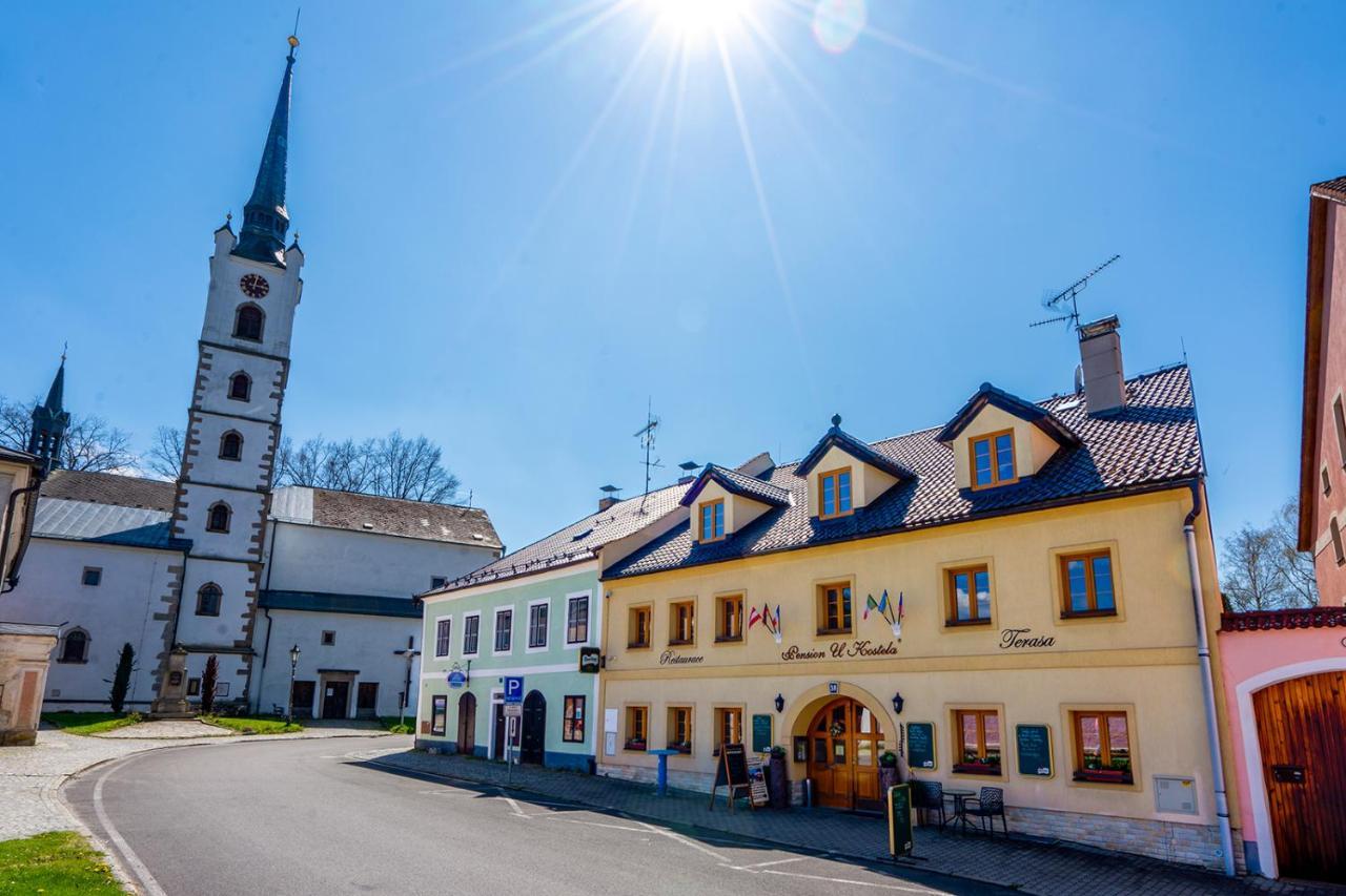 Pension U Kostela Frymburk Exteriér fotografie