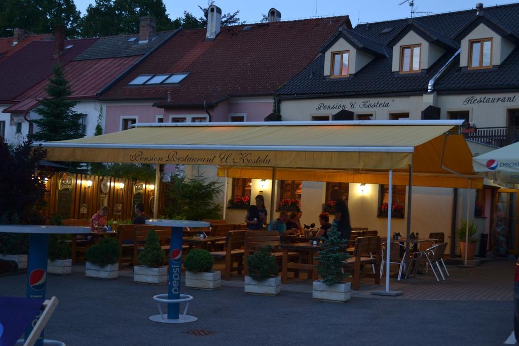 Pension U Kostela Frymburk Exteriér fotografie